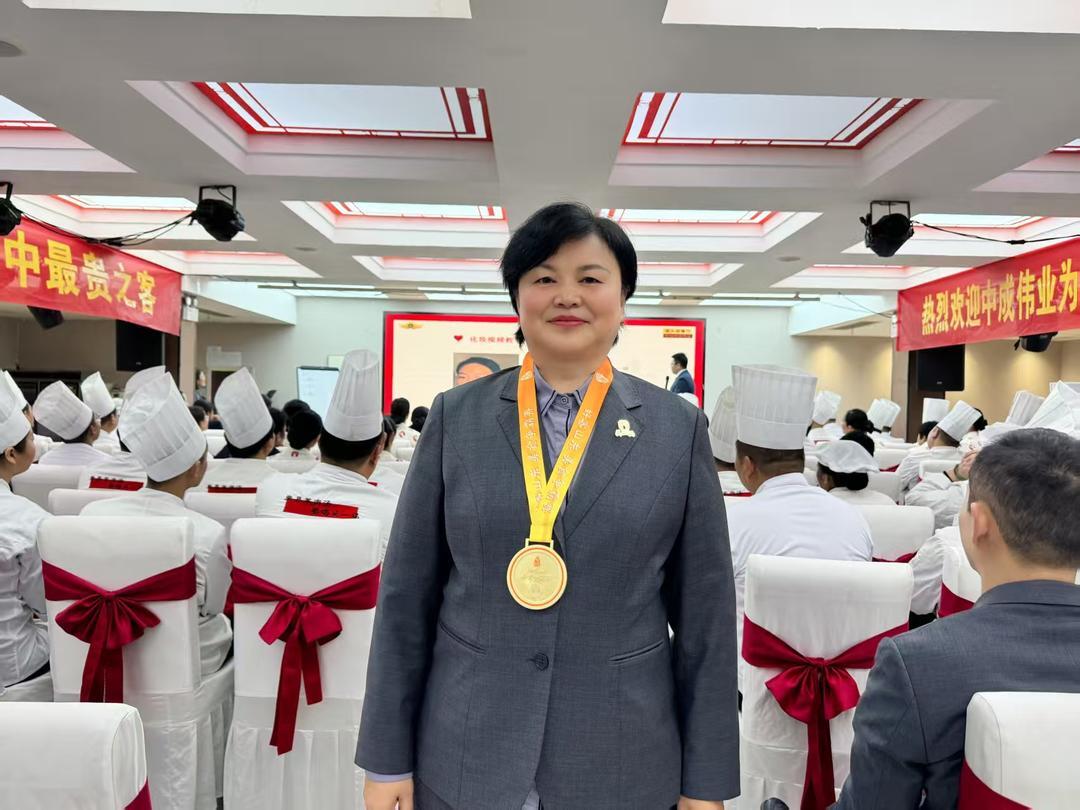 头一锅创始人姬玉梅